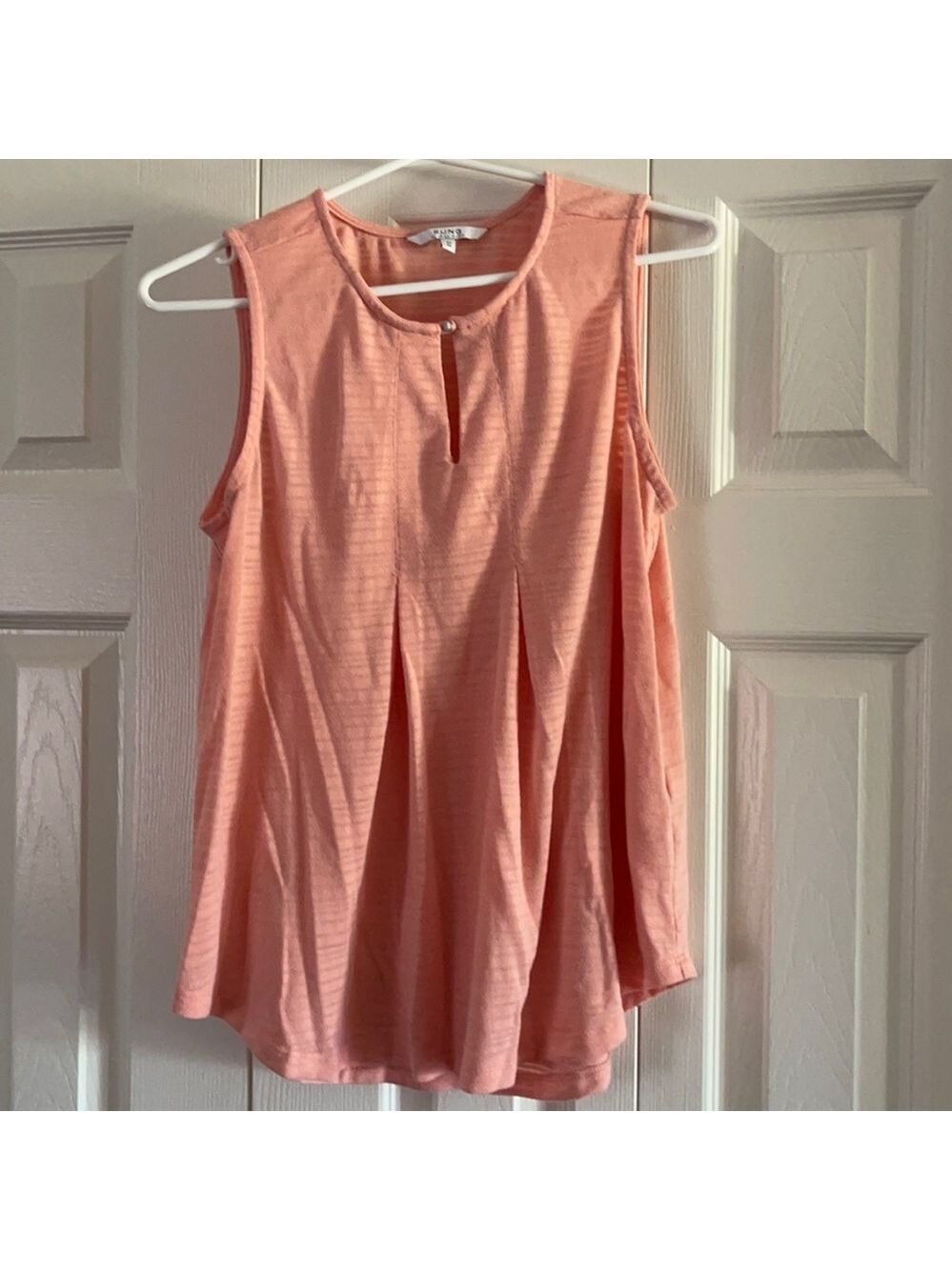 Alfred Sung Tank Top Size M🤩🤩